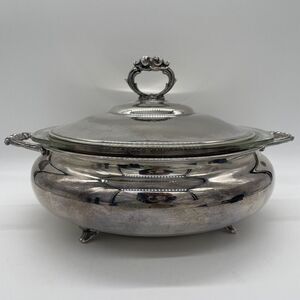 Vtg‎ English Silver MFG Corp Silverplate Serving Dish & Pyrex Insert Made in USA
